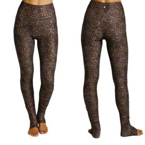 Kira Grace Flirt High Waist Leopard Print Leggings